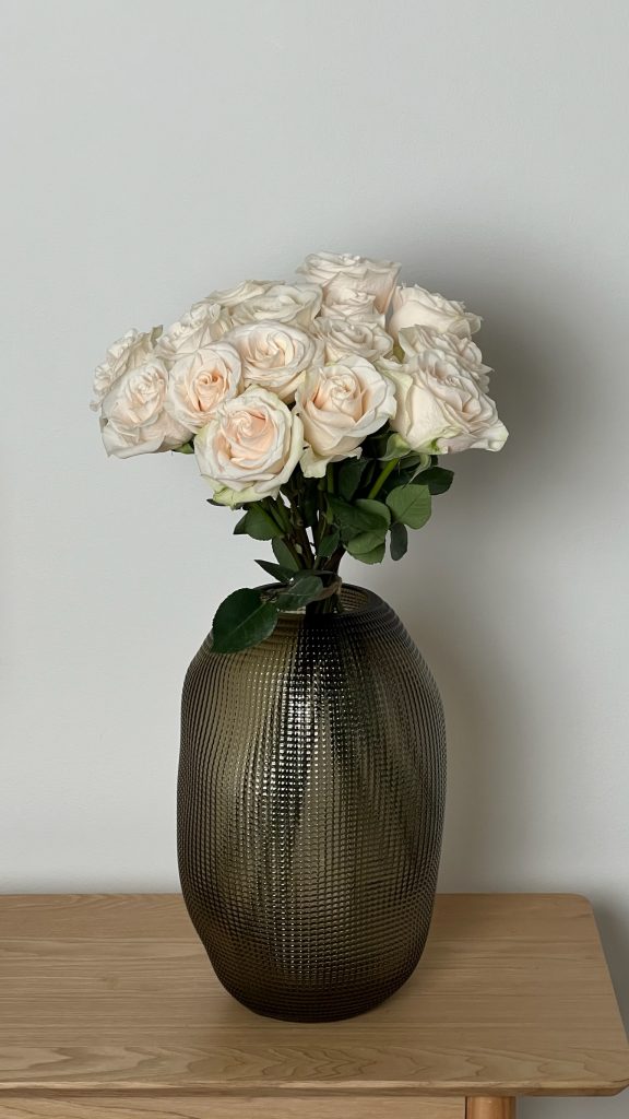 Роза Кремовая, 15 шт.