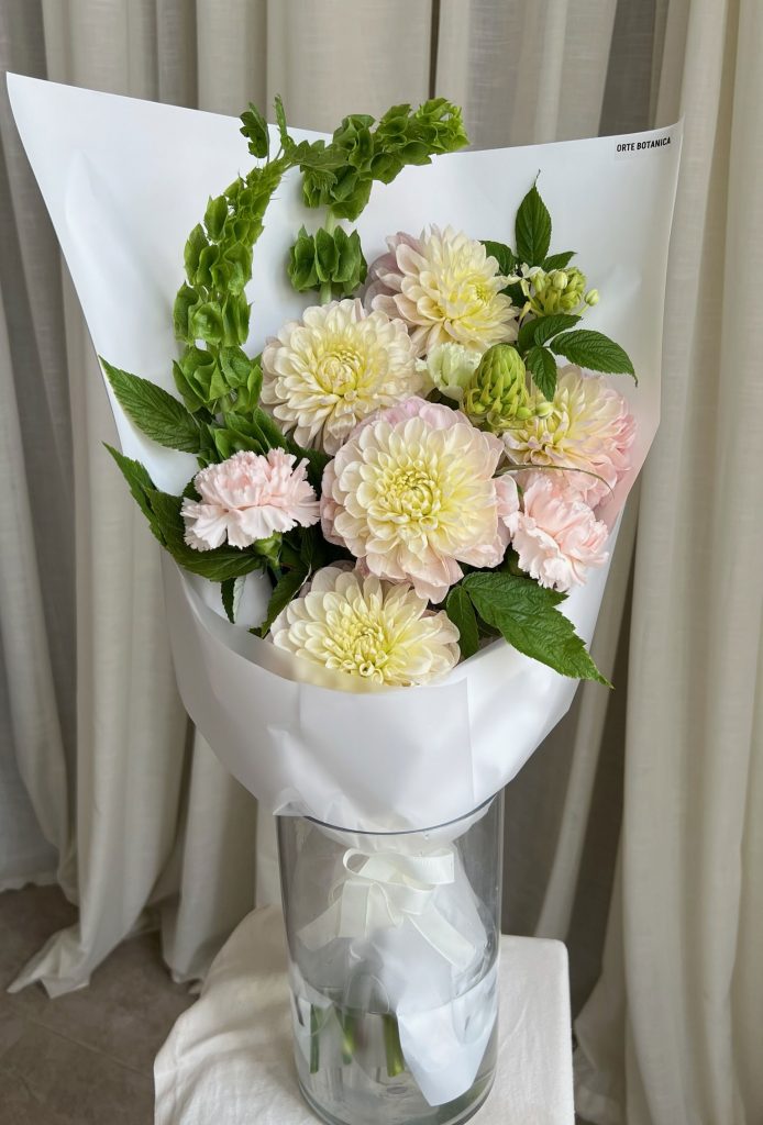 Цветочная подписка L