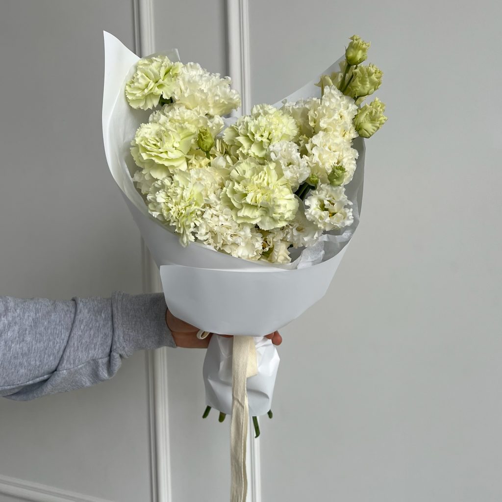 Бело-зеленое трио