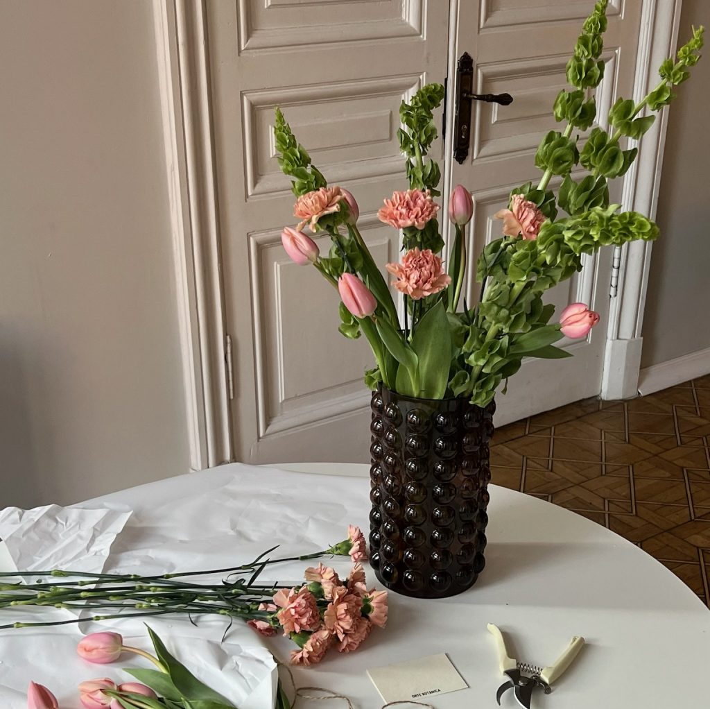 Сет персиковый